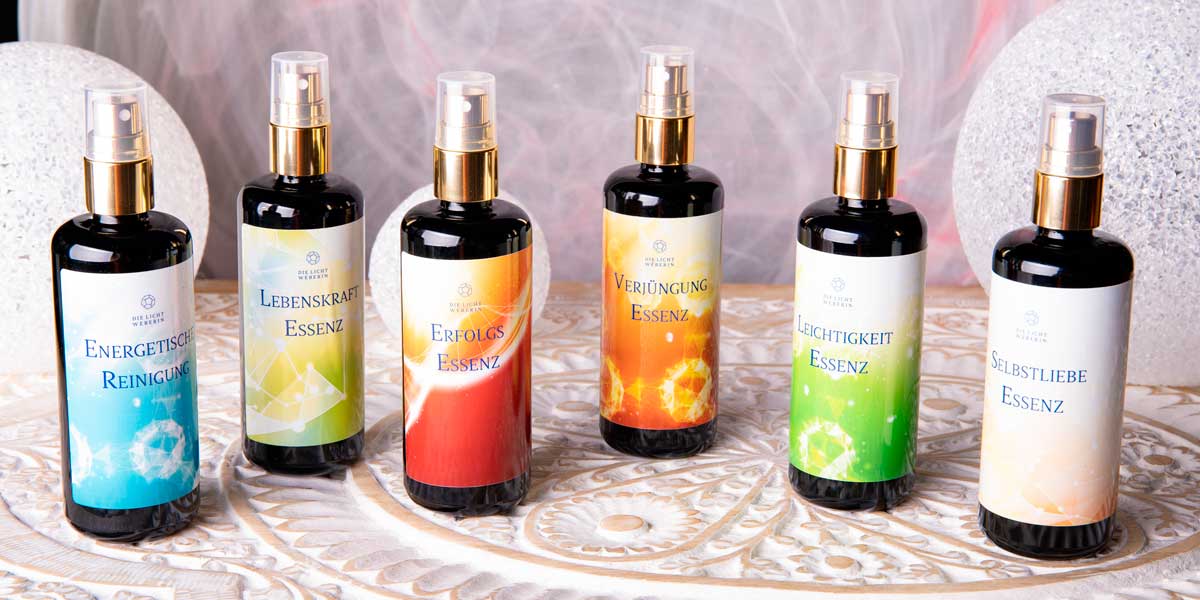 die Magie feinstofflicher Energien Energisierende Essenzen von Die Lichtweberin – hochschwingende Aura-Sprays für Lebenskraft, Selbstliebe, Erfolg und innere Balance, stärken Energiefluss und Lebensfreude.
