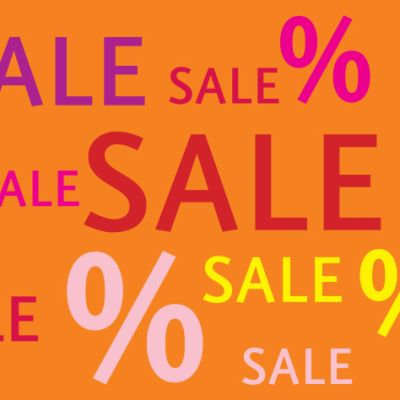 Buntes Sale-Motiv mit Prozentzeichen und Schriftzügen in leuchtenden Farben – Sonderangebote und reduzierte Designprodukte bei Lebenswerte entdecken.