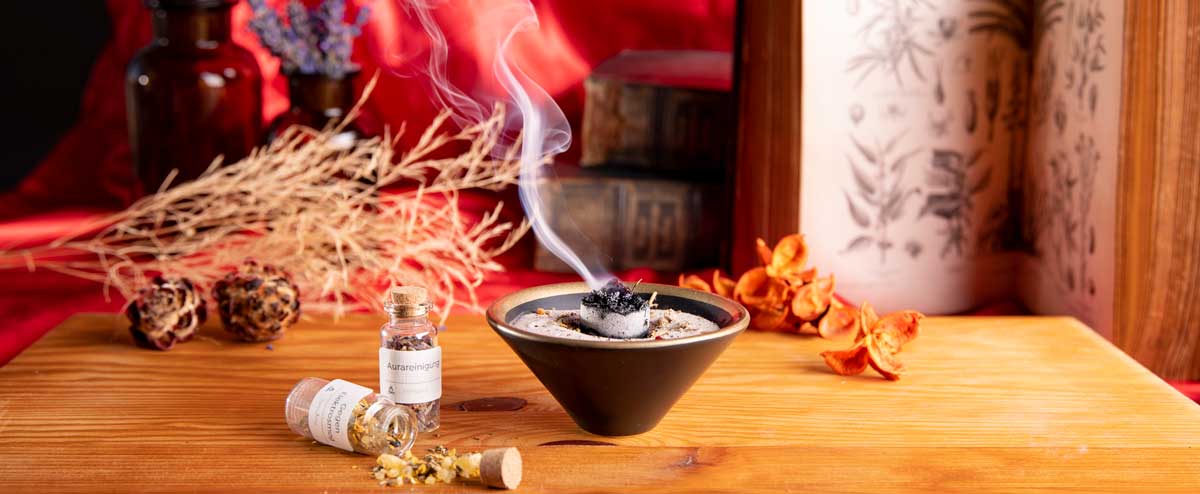 Kraftvoll räuchern mit Berk – Schlafräucherung für erholsame Nächte, mit natürlichen Kräutern und Harzen zur Entspannung, inneren Ruhe und besseren Schlafqualität
